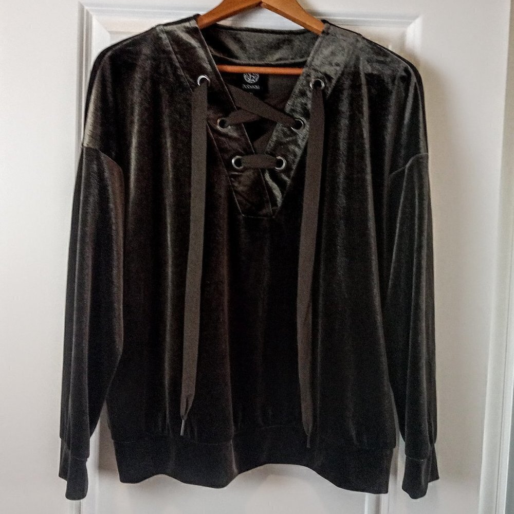Bobeau Lace-Up Grommet Velour Pullover Sweater